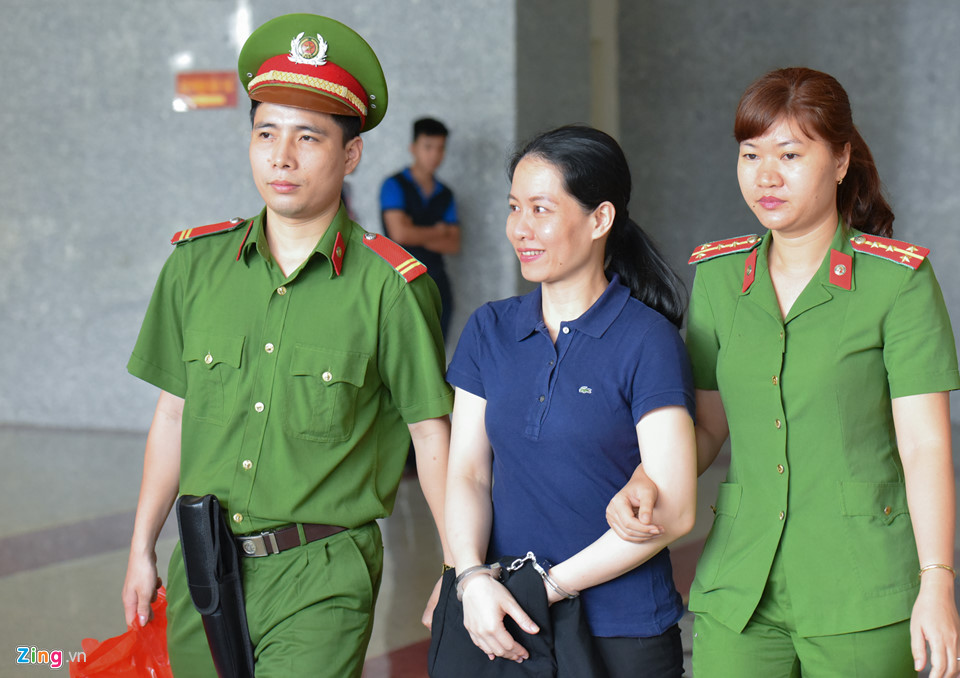 Nụ cười, nước mắt các bị cáo sau phiên phúc thẩm đại án Oceanbank